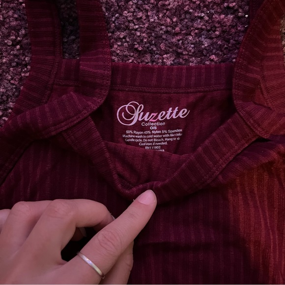 Women’s top - Picture 3 of 3